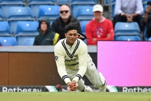 Jaiswal's Fielding Under Fire: Old Catch Drop Video Resurfaces After Headingley Errors