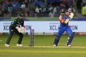 Suryakumar Yadav Reveals Reason Behind Closing Eyes During National Anthem Before India-Pakistan Clashes