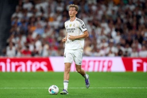 Summer Transfer Window Frenzy: Major Moves Reshape European Football Landscape