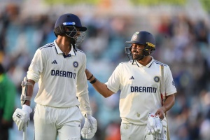 KL Rahul Injury Scare: India A Face 243-Run Chase Against Australia A