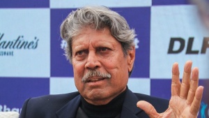 Kapil Dev Urges Calm Ahead of India-Pakistan Clash, Emphasizes Focus on Cricket