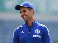 India Favored Against Pakistan in Asia Cup Clash, Says Assistant Coach Ten Doeschate; Key is Execution