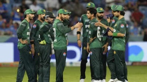 Asia Cup: Pakistan Fans' Fury Erupts After India Loss; Predict Another Humiliation in Potential Final