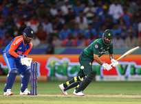 Hesson Explains Pakistan's Batting First Decision Against India Amidst Asia Cup Concerns