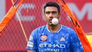 Ashwin Eyes Dual T20 Stint: Set to Feature in ILT20 and Big Bash League, Report Says