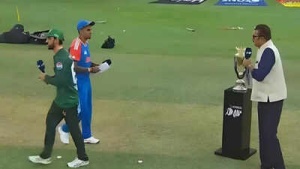 India-Pakistan Cricket Row: PCB Demands Referee Removal Over Handshake Controversy After Asia Cup Clash