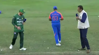 Asia Cup: Shastri Queries Pakistan Captain's 'Mood' at Toss Amid Handshake Omission